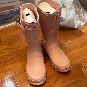 Hunter Original Short Rain Boots in Faded Rose (Pink)